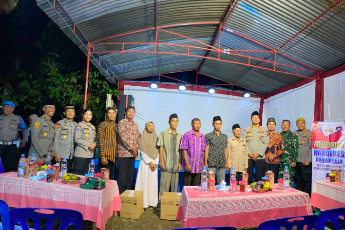 Penilaian Lomba Satkamling di Desa Plipir