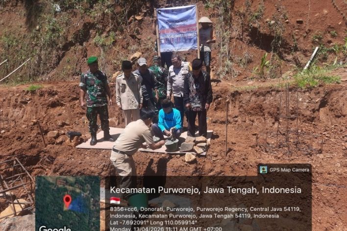 Peletakan Batu Pertama Pembangunan Koperasi Desa Donorati