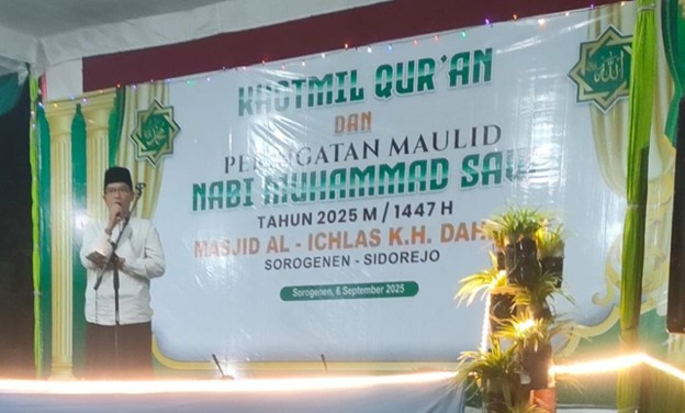 KHOTMIL QURAN DAN PERINGATAN MAULID NABI DI MASJID AL-ICHLAS K.H. DAHLAN, SOROGENEN, DESA SIDOREJO